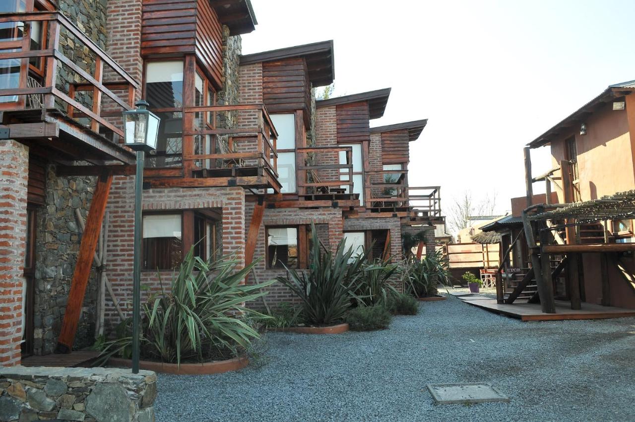 Apart Piedra Libre - B&B Tandil