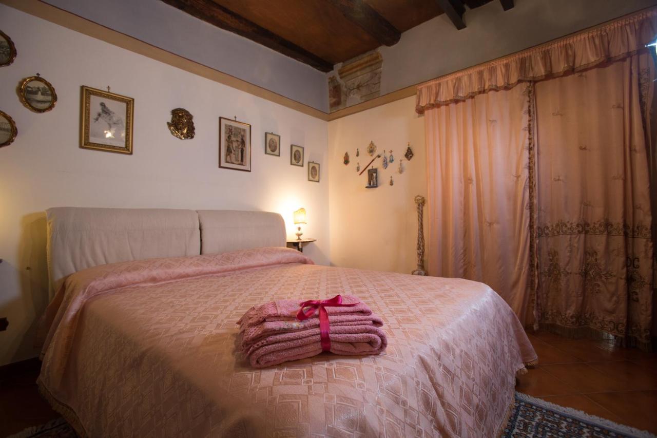 Camera Tripla con Bagno Privato Esterno 