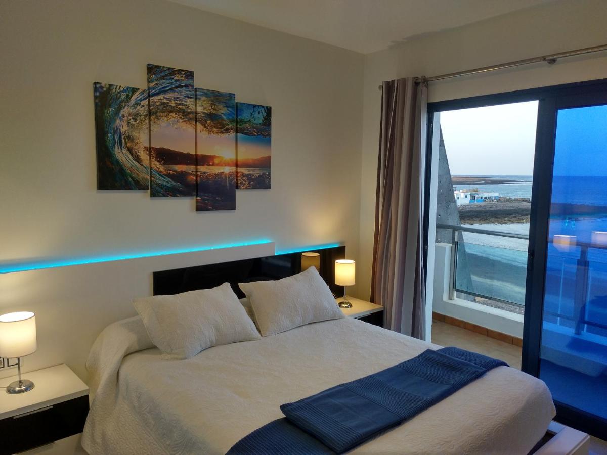 B&B Tetir - Ocean Front Apartment (WiFi) - Bed and Breakfast Tetir