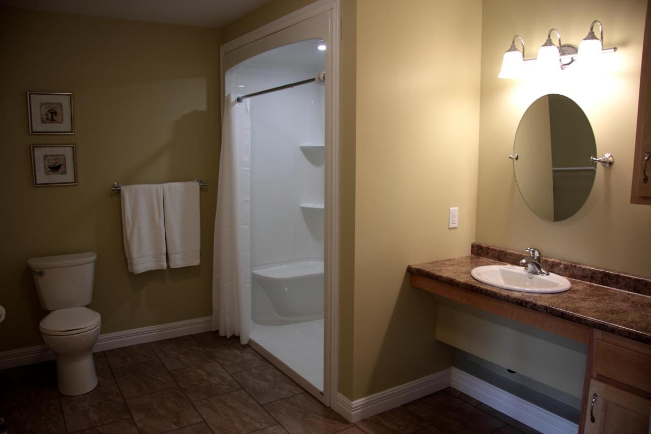 Queen Suite