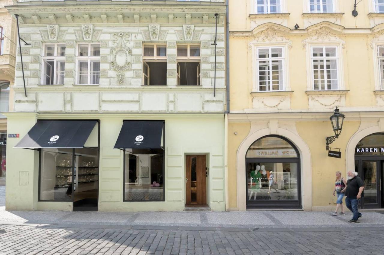 Stylish, Light-Filled Home in the Historic Center - Ferienwohnung
