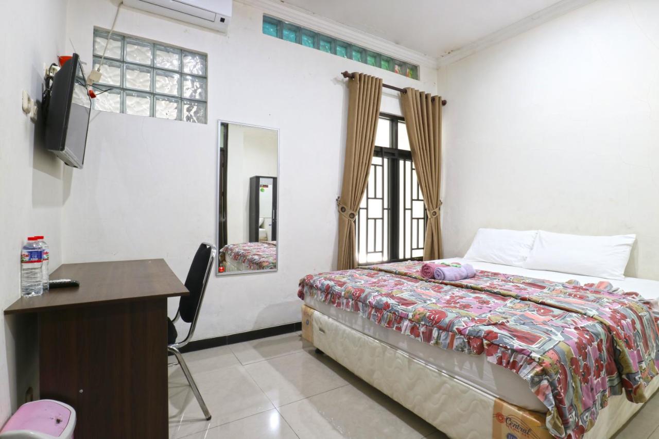 B&B Cimahi - Saloka Guest House - Bed and Breakfast Cimahi