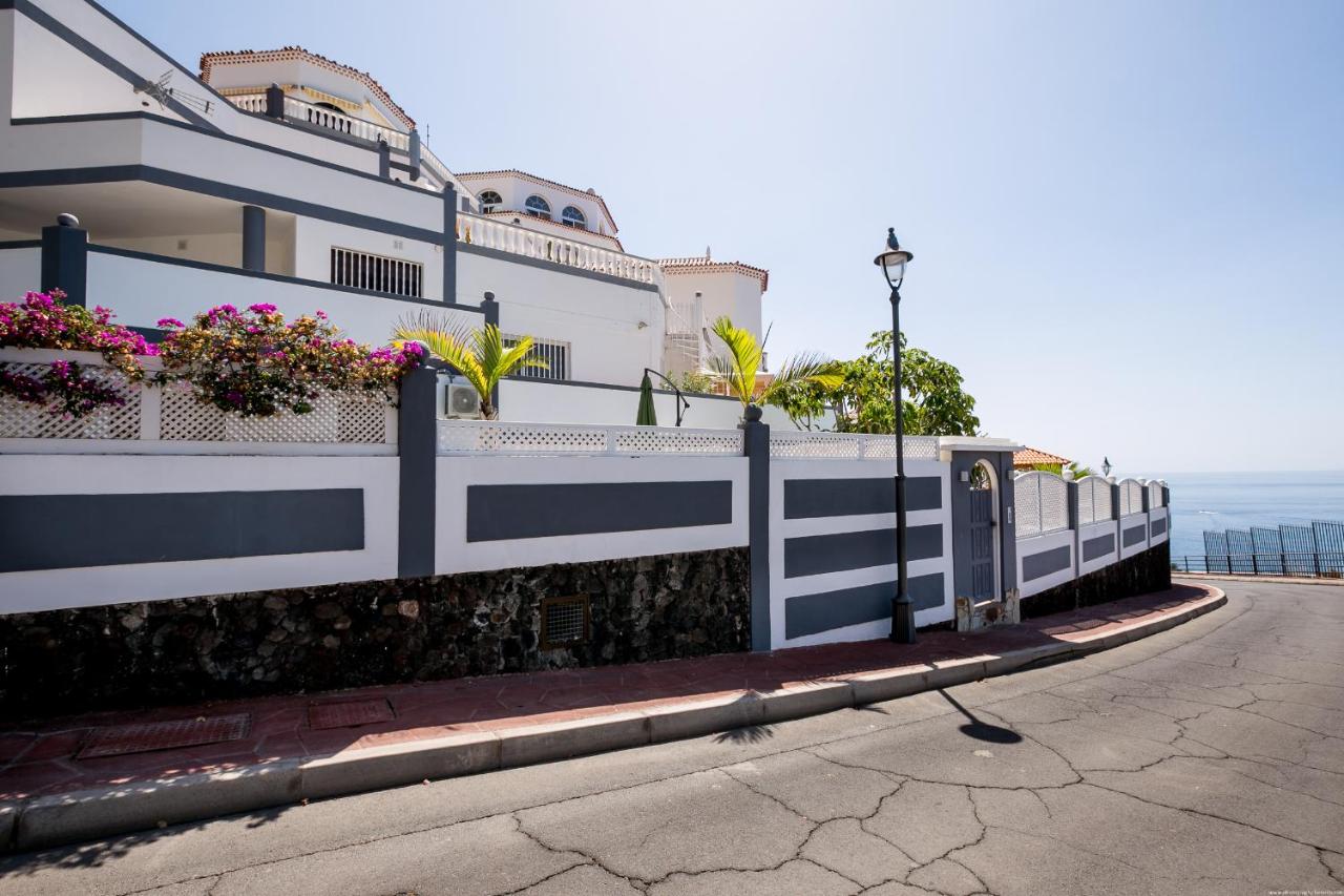 Villa Los Gigantes View - Bed and Breakfast