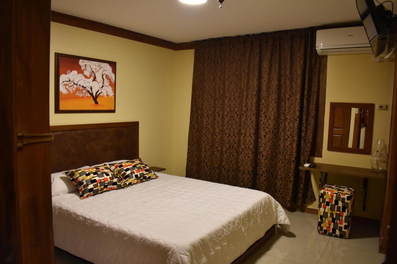 B&B Guayaquil - Hotel Bonanza - Bed and Breakfast Guayaquil