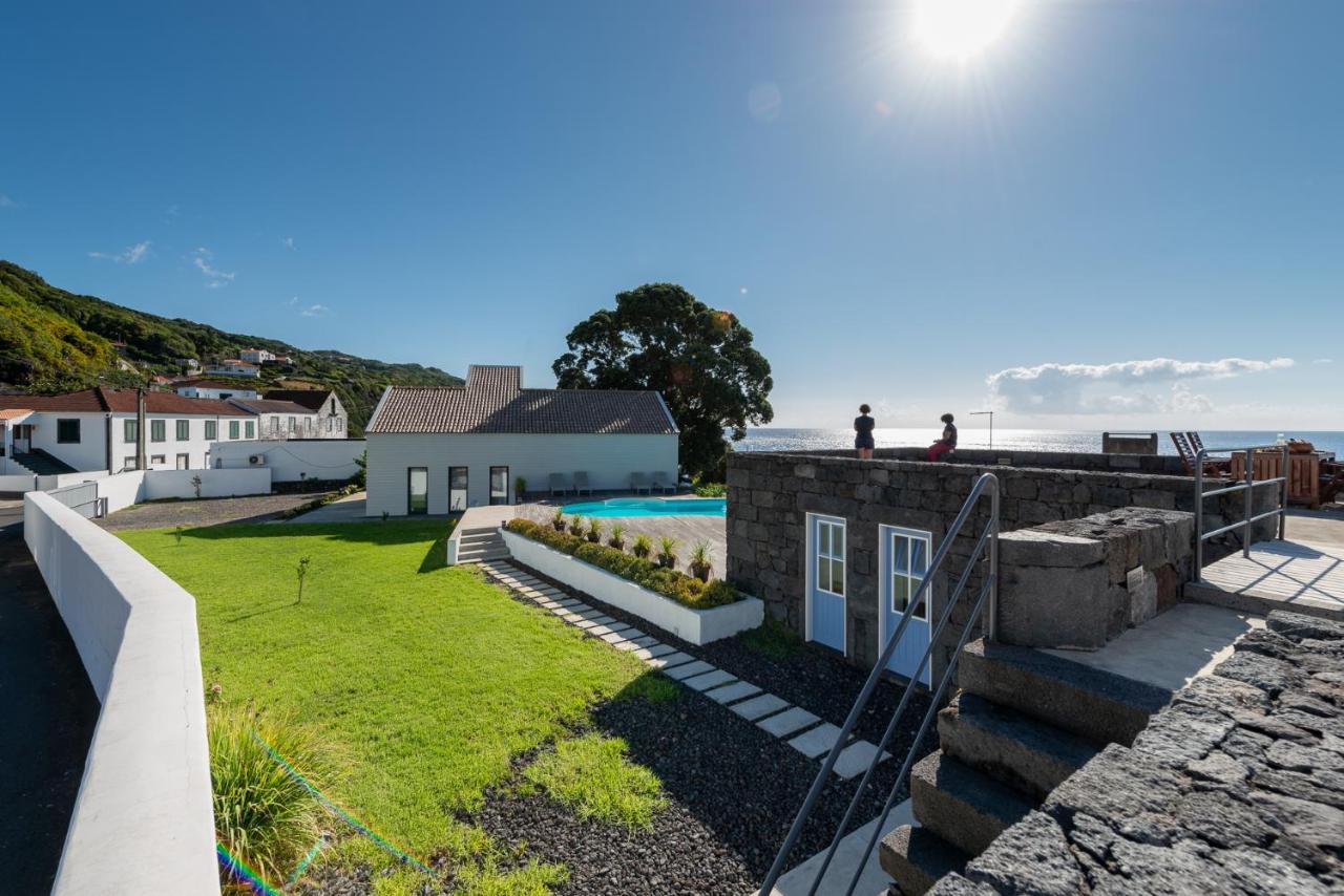 B&B Calheta de Nesquim - T2 Lux Casa das Pereiras - Bed and Breakfast Calheta de Nesquim