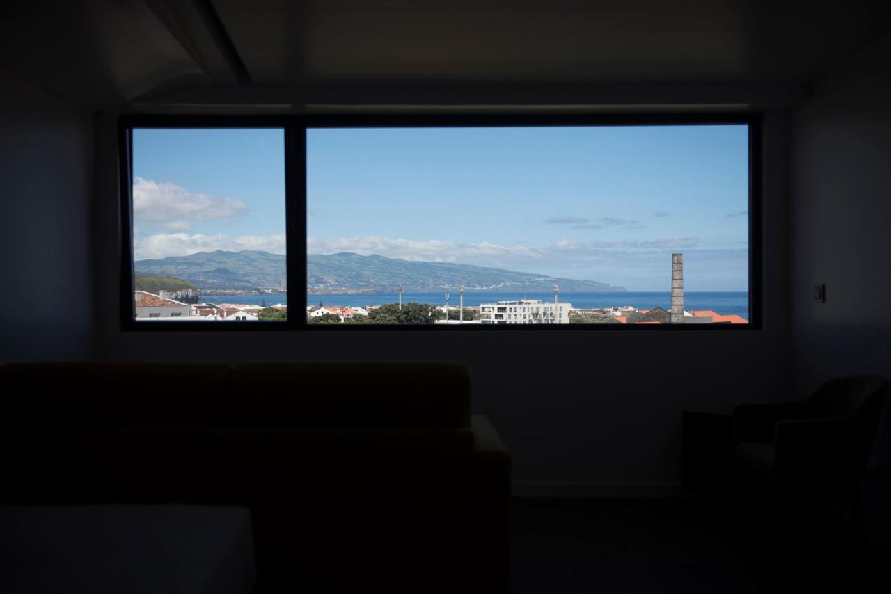 Deluxe Suite with Sea View