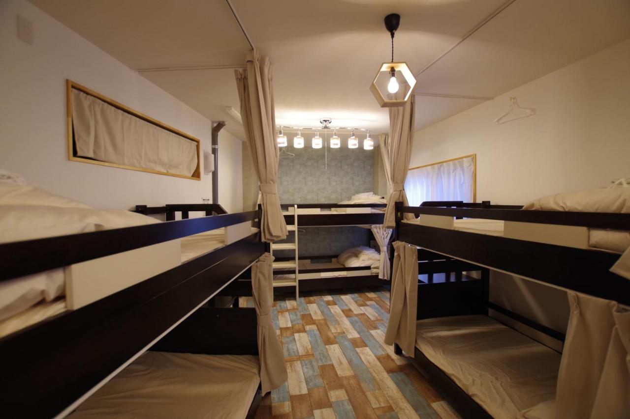 Bunk Bed in Mixed Dormitory Room