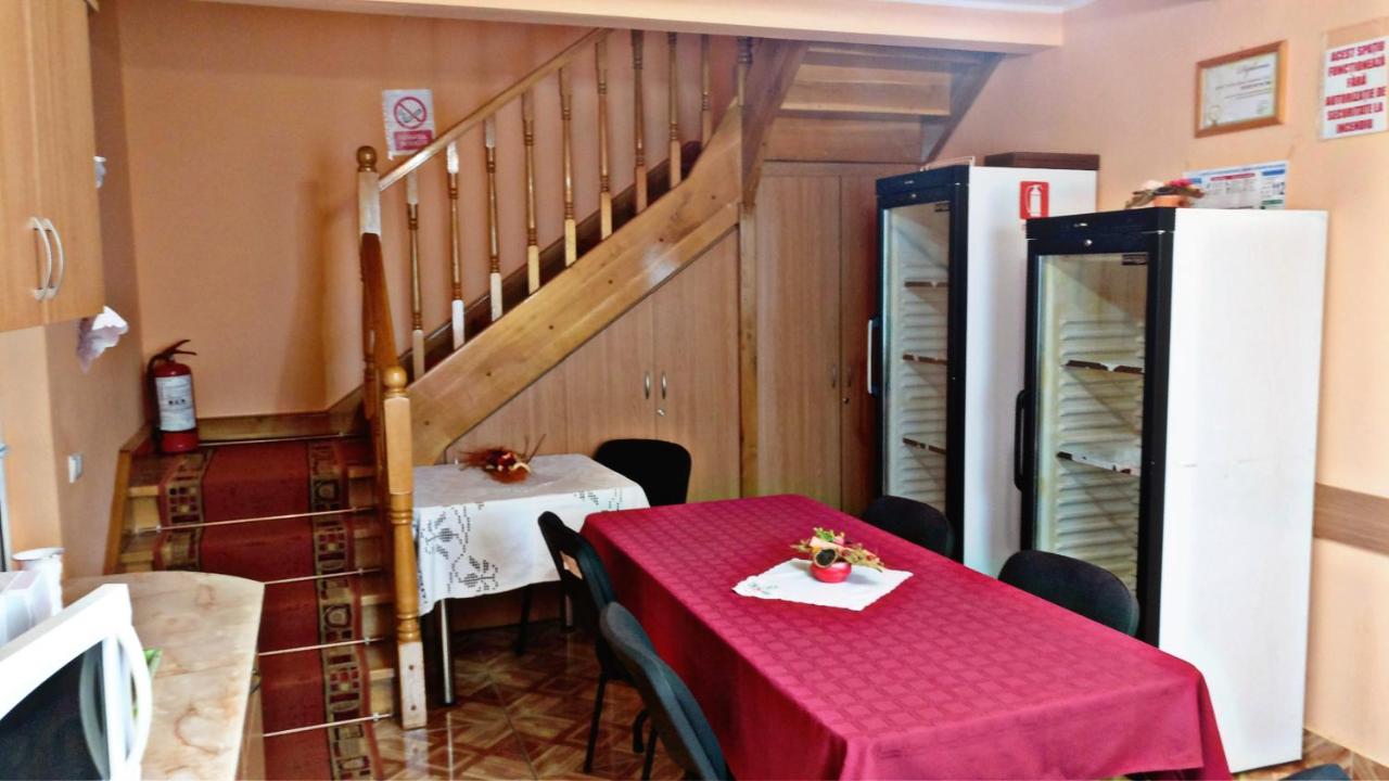 Dreibettzimmer mit eigenem externen Bad