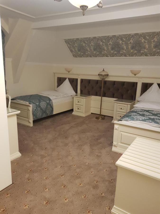 Tweepersoonskamer met 2 Aparte Bedden