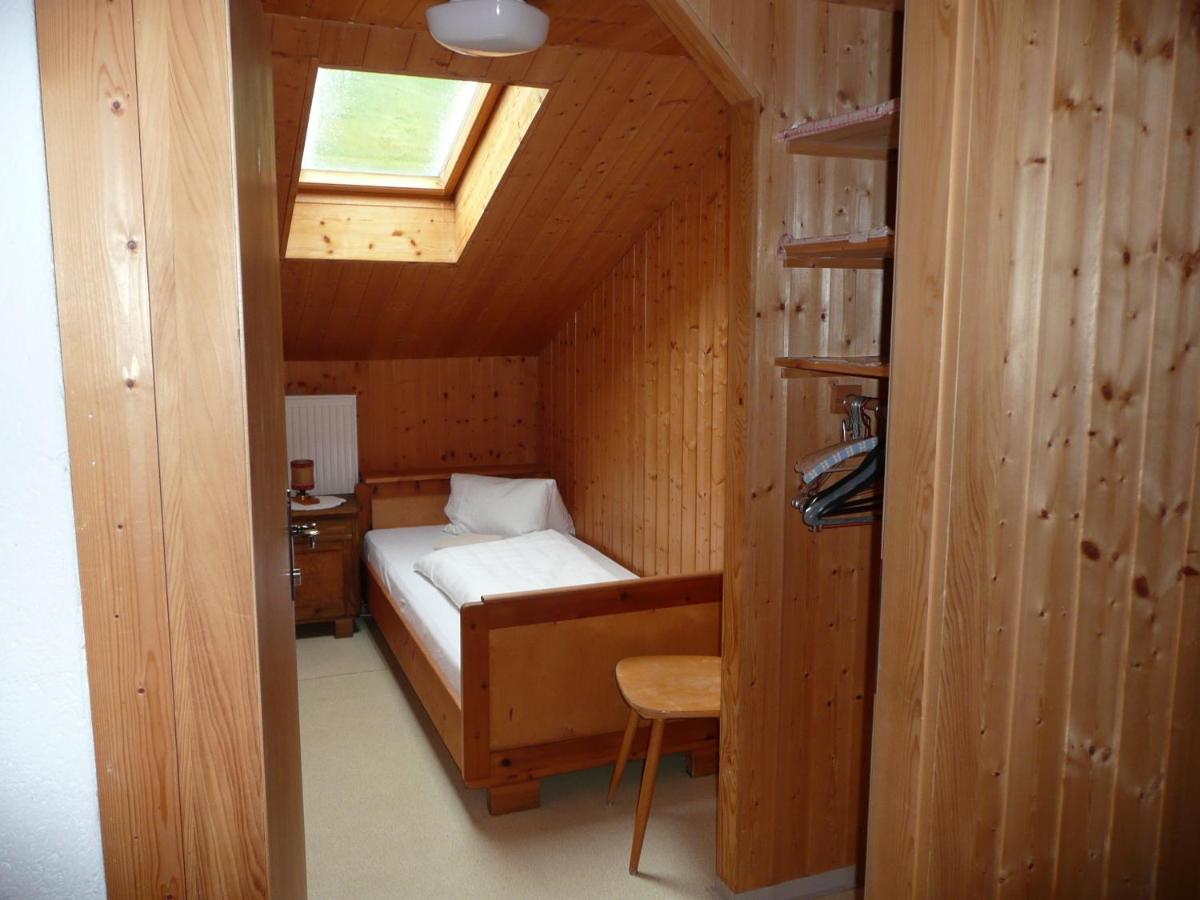 Habitación Individual con baño compartido