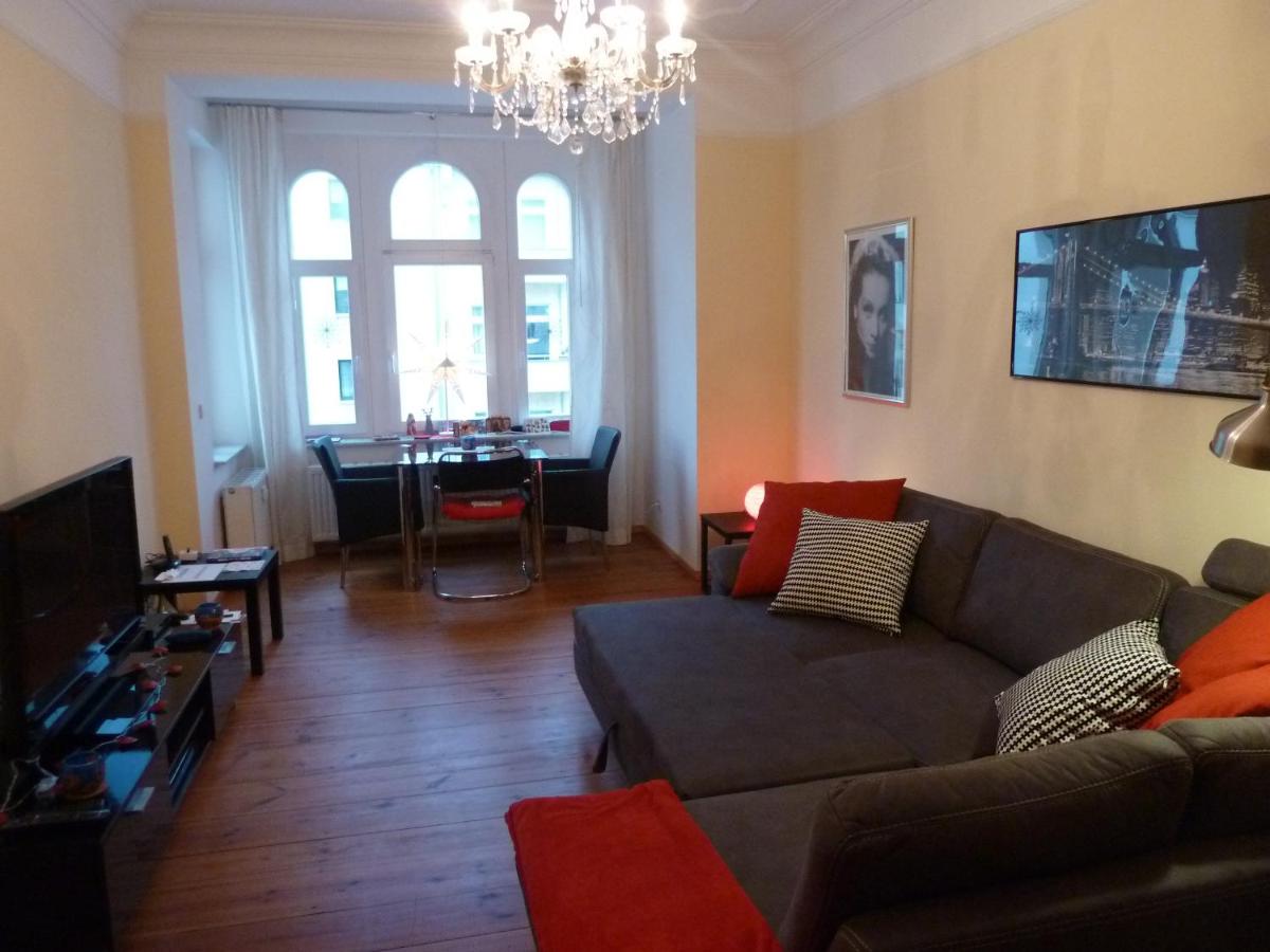 B&B Berlino - Lichtdurchflutetes Apartment Prenzlauerberg - Bed and Breakfast Berlino