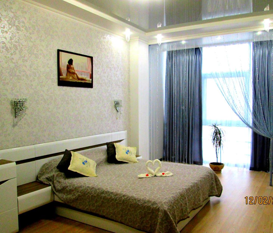 Маршала Малиновського 18 б 12 Жемчужина квартира - Bed and Breakfast Odessa