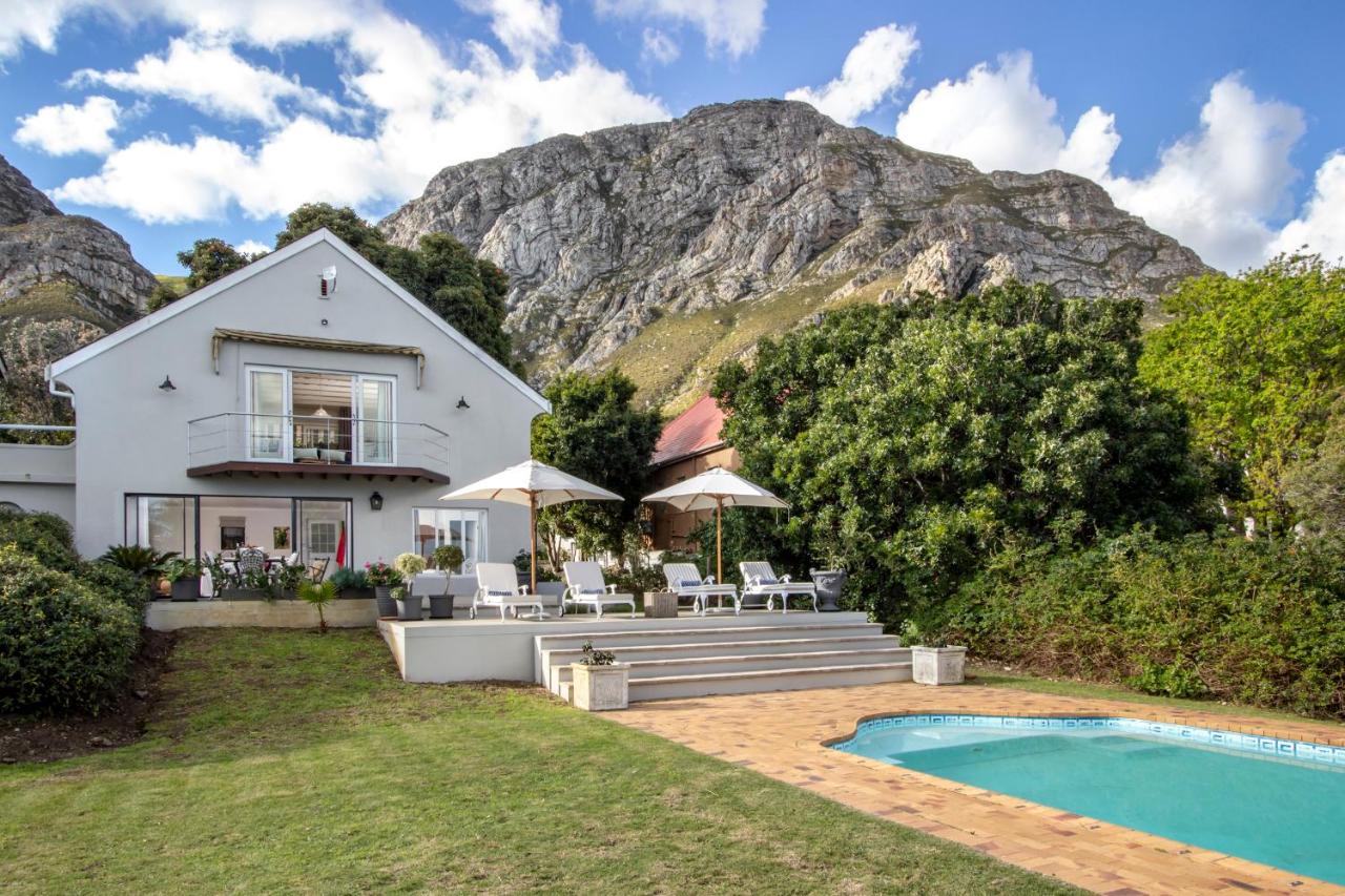 B&B Hermanus - Protea & Pincushion Cottages - Bed and Breakfast Hermanus