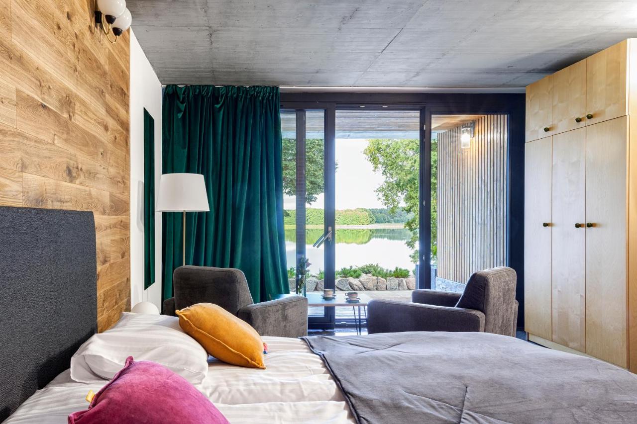 Suite avec Vue sur Lac