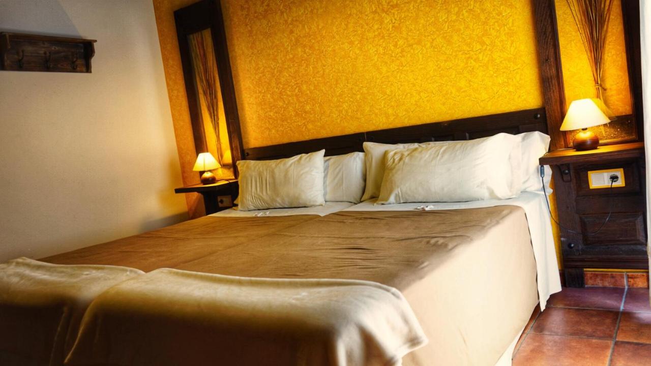 Camera Doppia con Letti Singoli