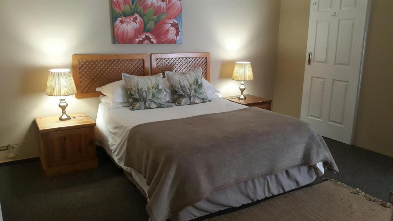 Doppel-/Zweibettzimmer mit Meerblick