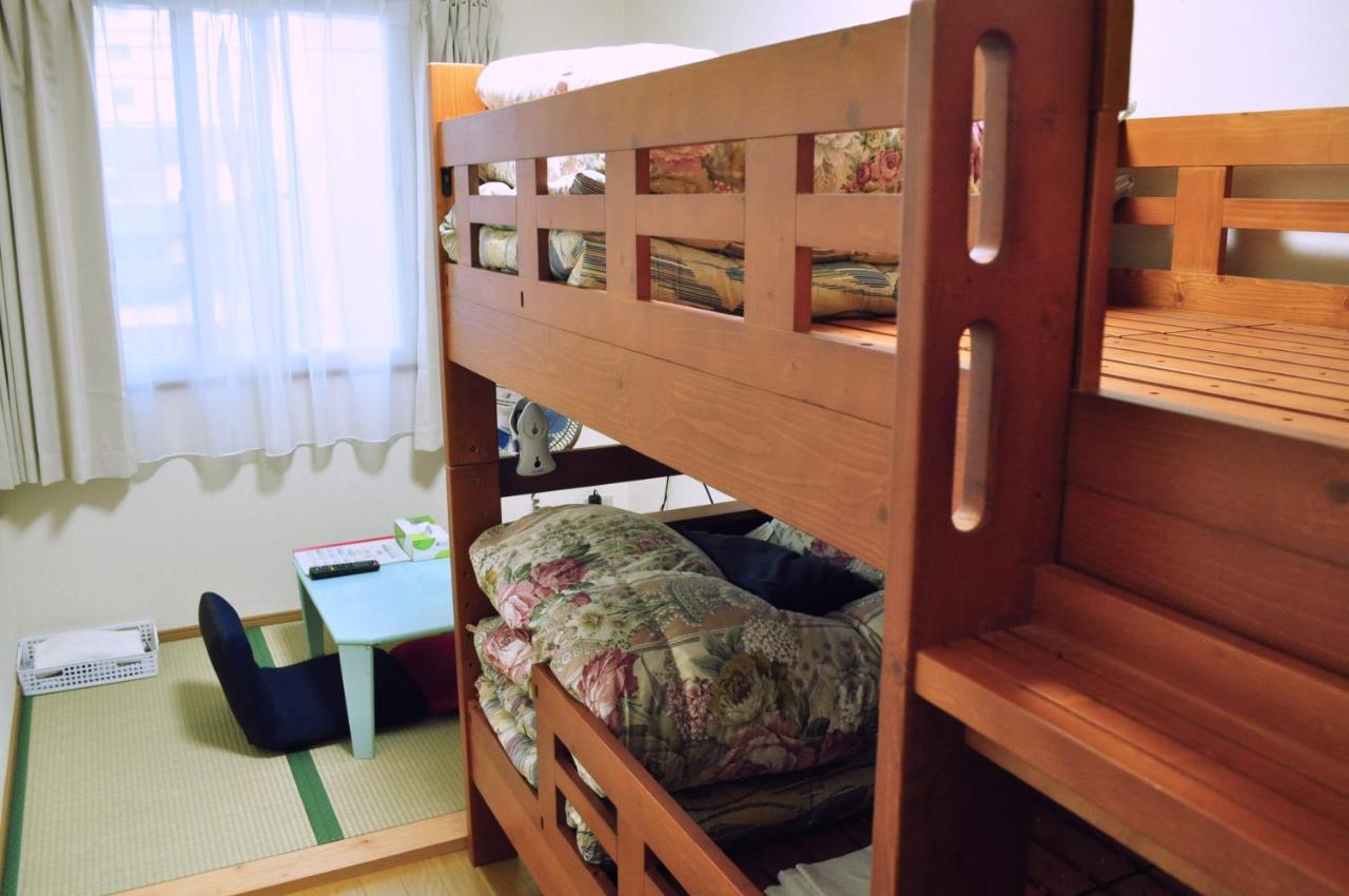 Japanese-Style Triple Room with Bunk Bed & Shared Bathroom "Room A/B"