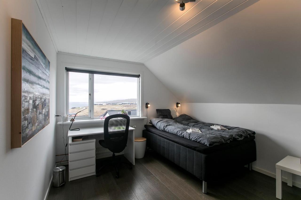 Double Room with Sea View and Shared Bathroom