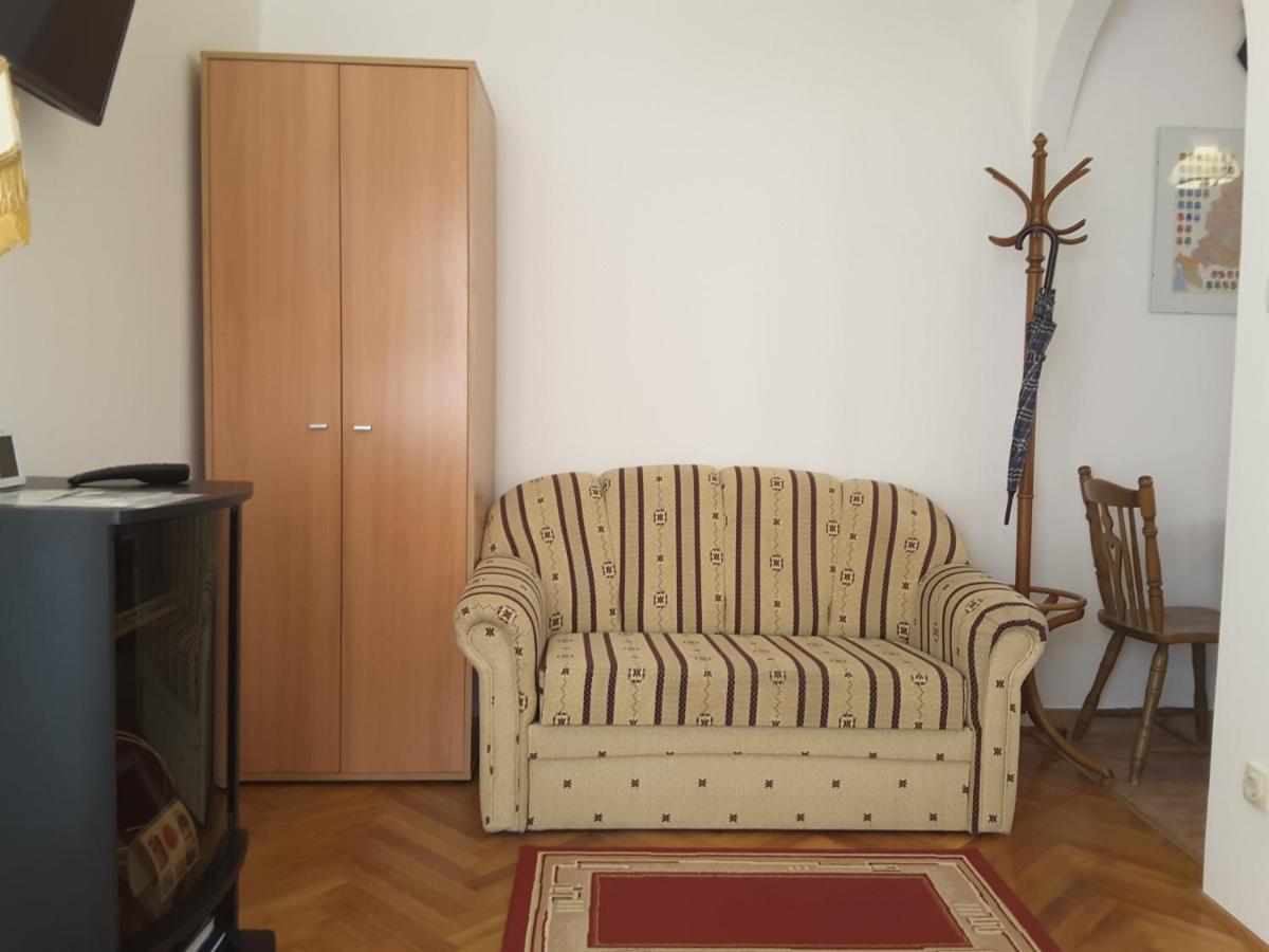 Dessewffy Guesthouse - B&B Zamárdi