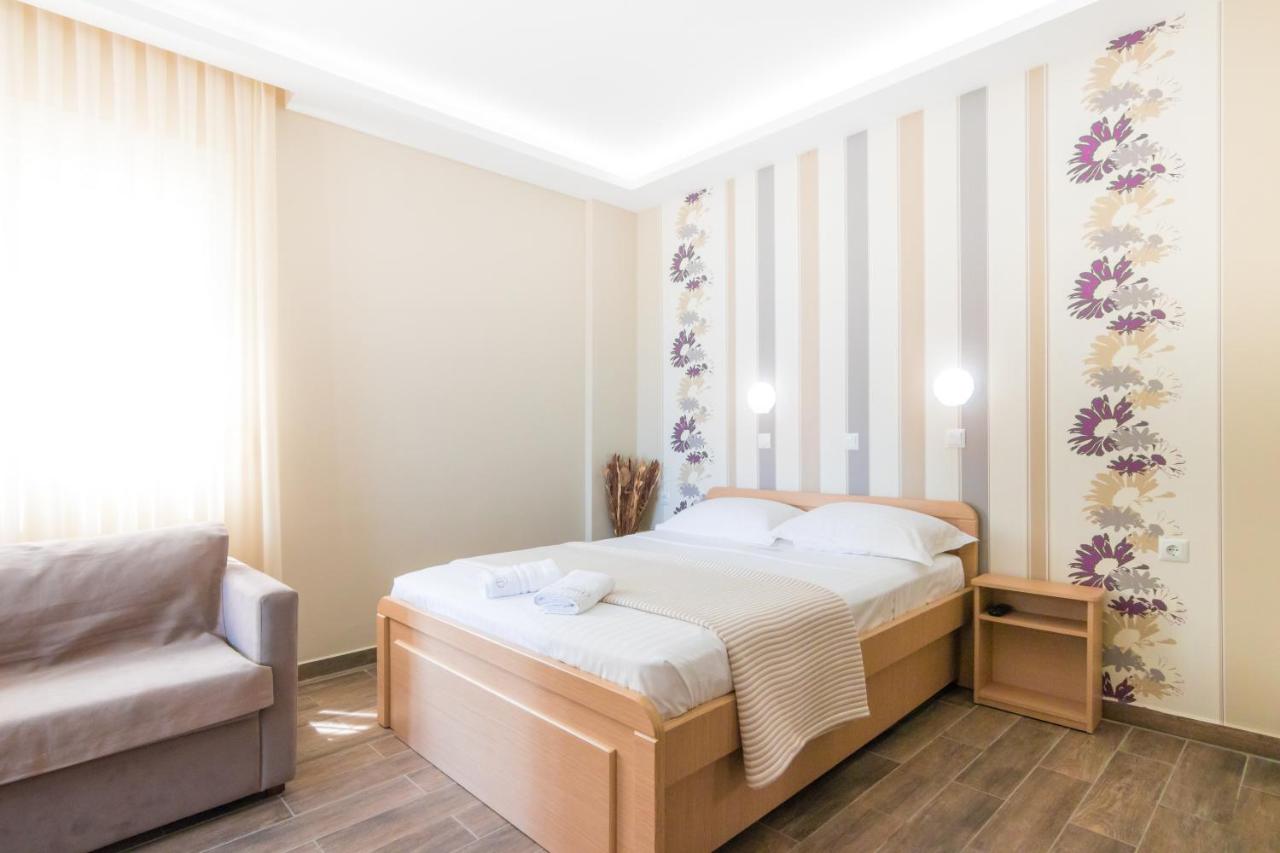 Studio with Sea View (2 Adults)