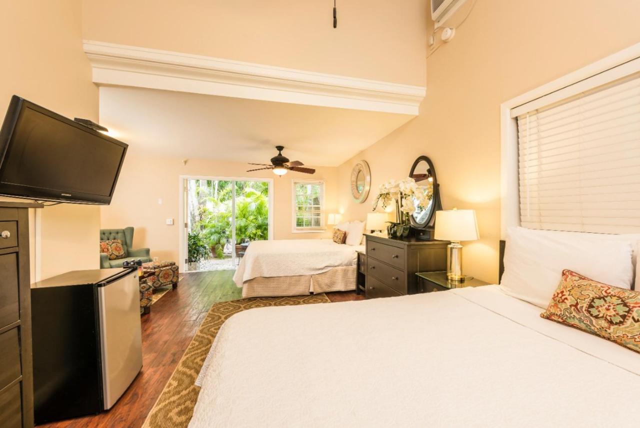 Courtyard Suite