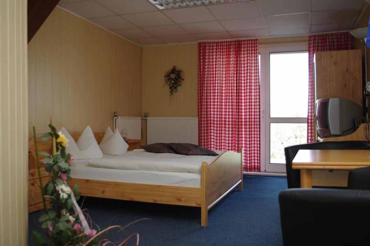 Doppelzimmer mit Gartenblick