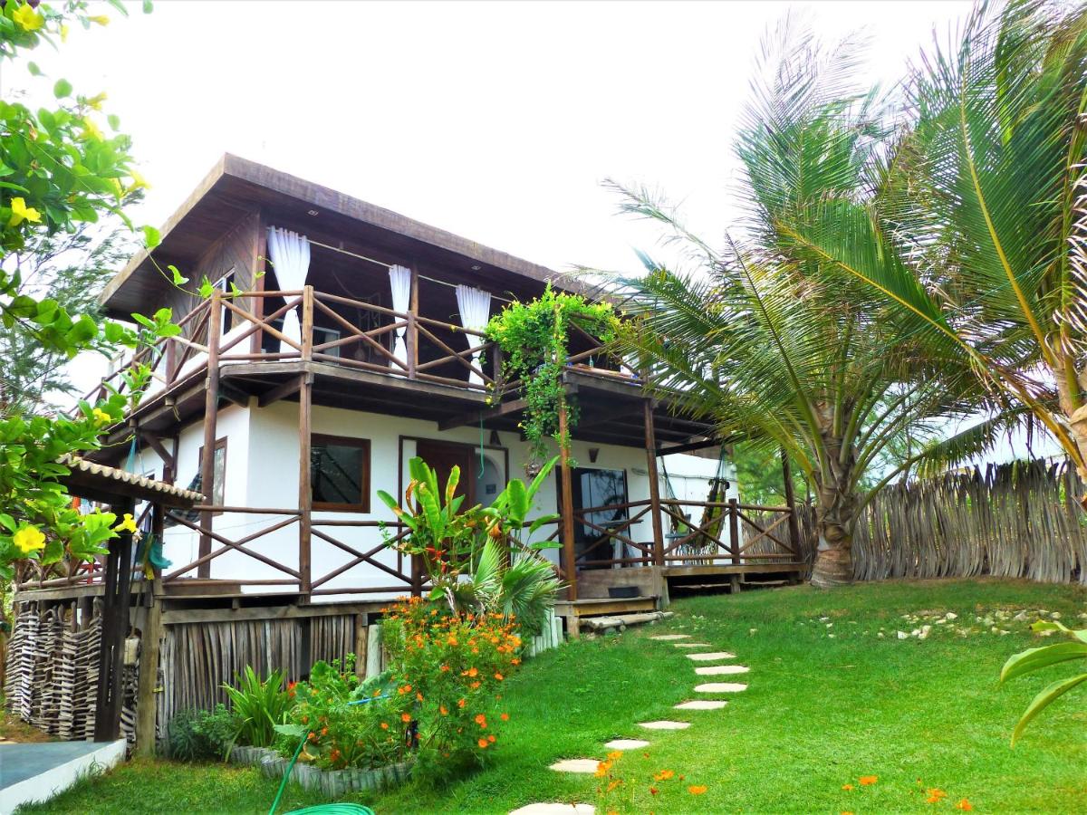 The Spot - Beachfront Sports Pousada - B&B