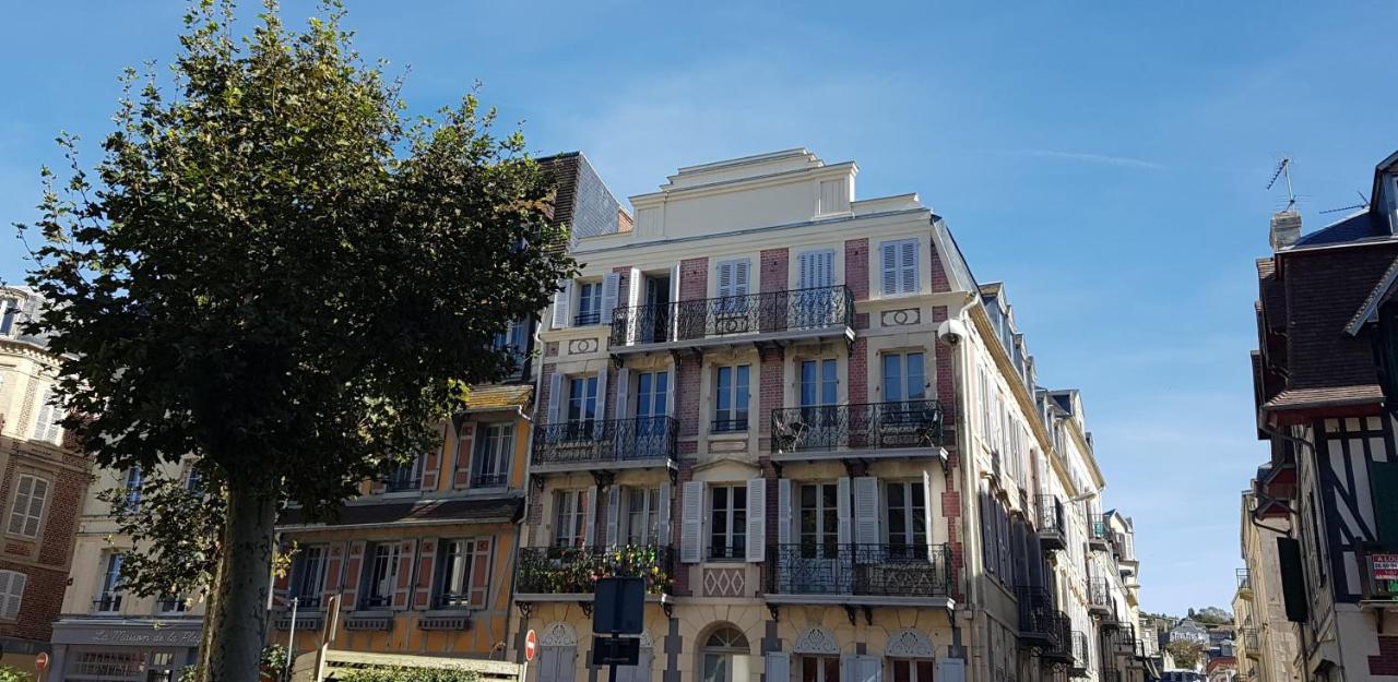 B&B Trouville-sur-Mer - Duplex 50 m2 au pied des planches - Bed and Breakfast Trouville-sur-Mer