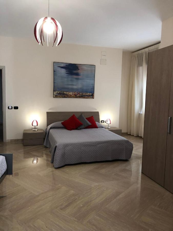 Vierbettzimmer mit privatem externen Bad