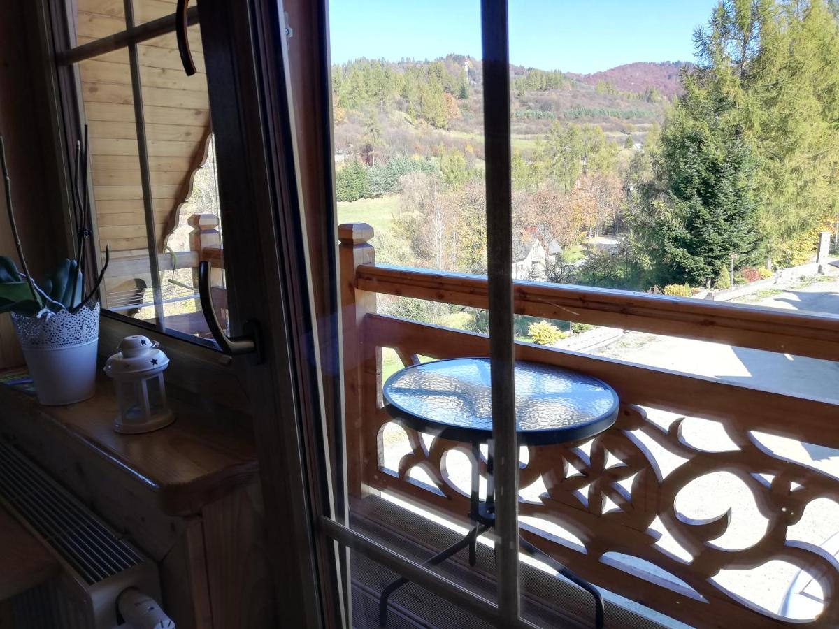 Triple Room with Mountain View