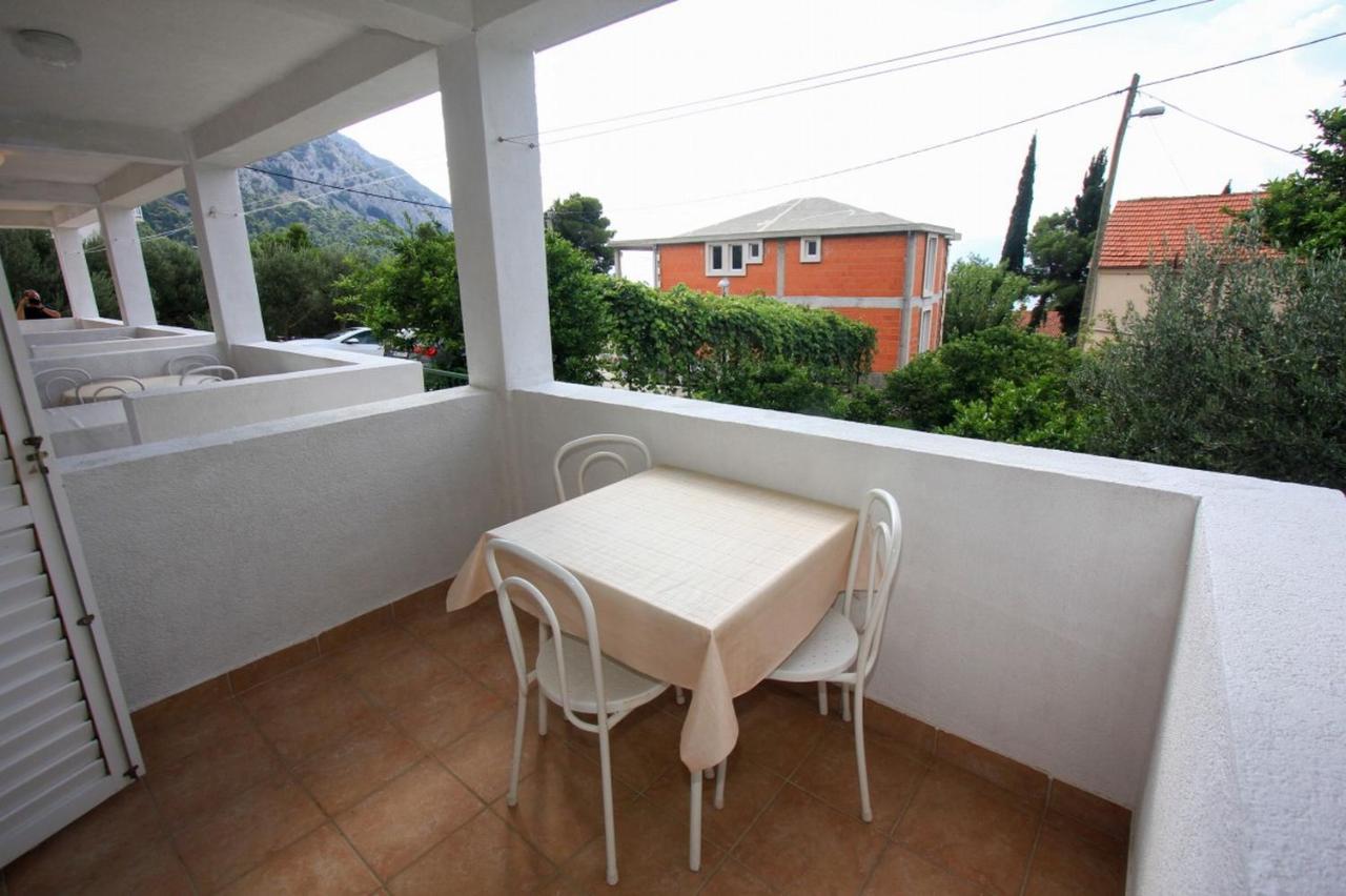 Studio with Balcony