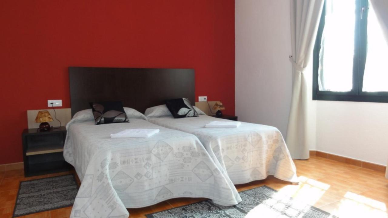 Three-Bedroom Apartment (6 People)