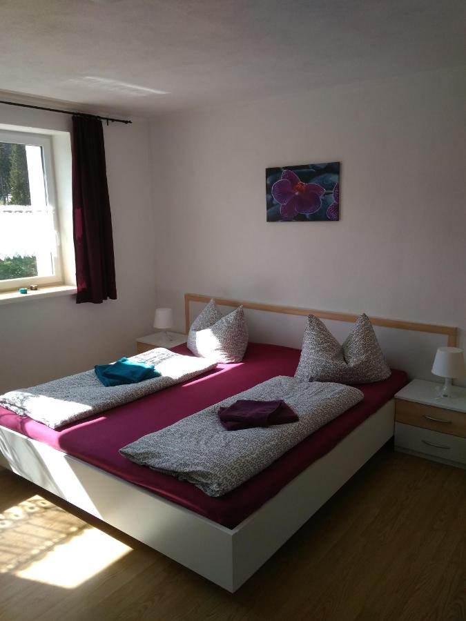Chambre Familiale (2 Adultes + 1 Enfant)