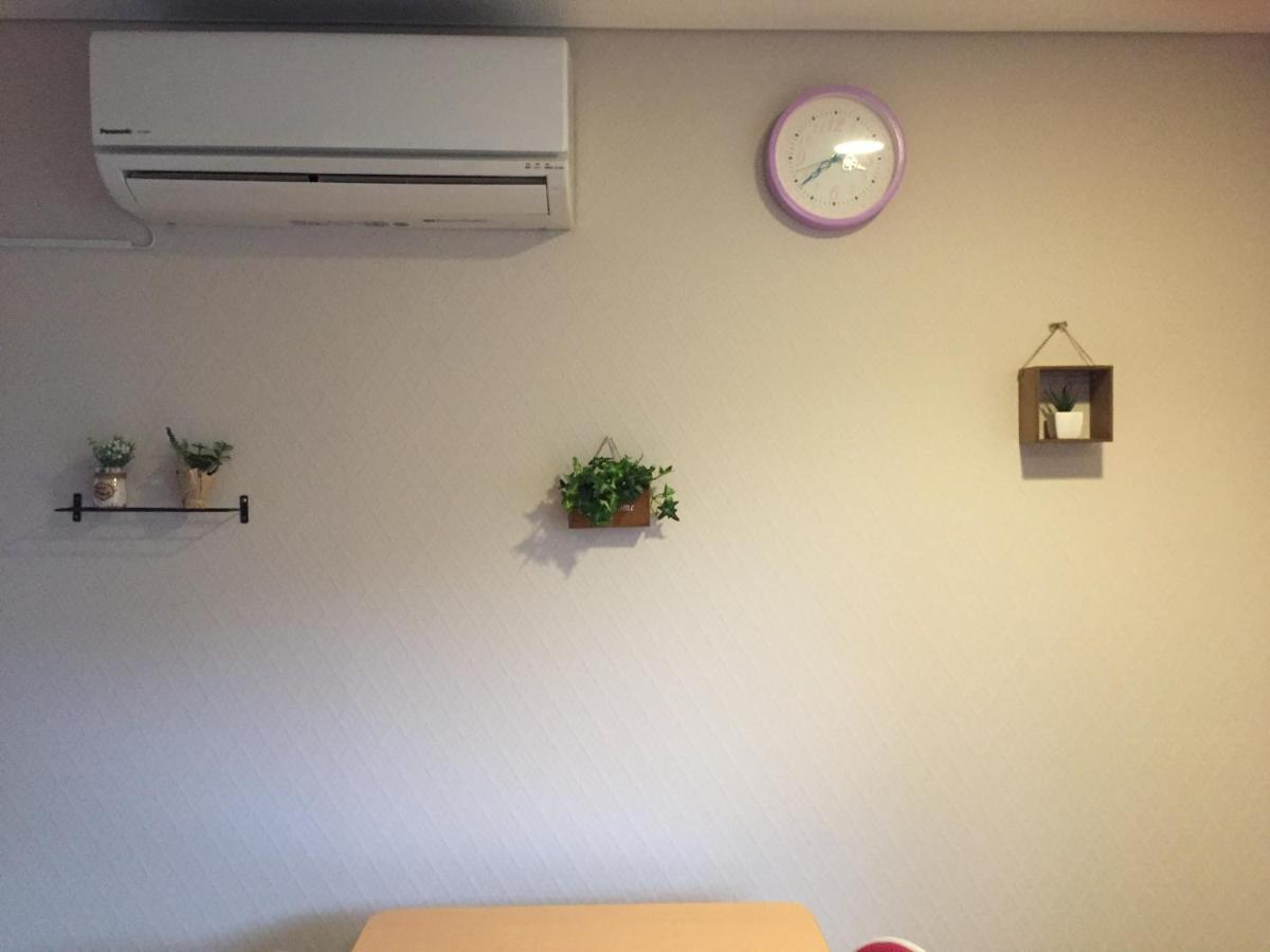 Economy Triple Room with Shared Bathroom