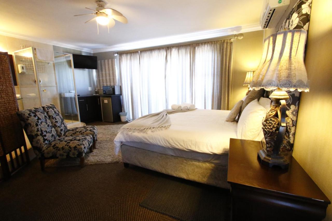 Deluxe Tweepersoonskamer met 1 of 2 Bedden en Uitzicht op Zee