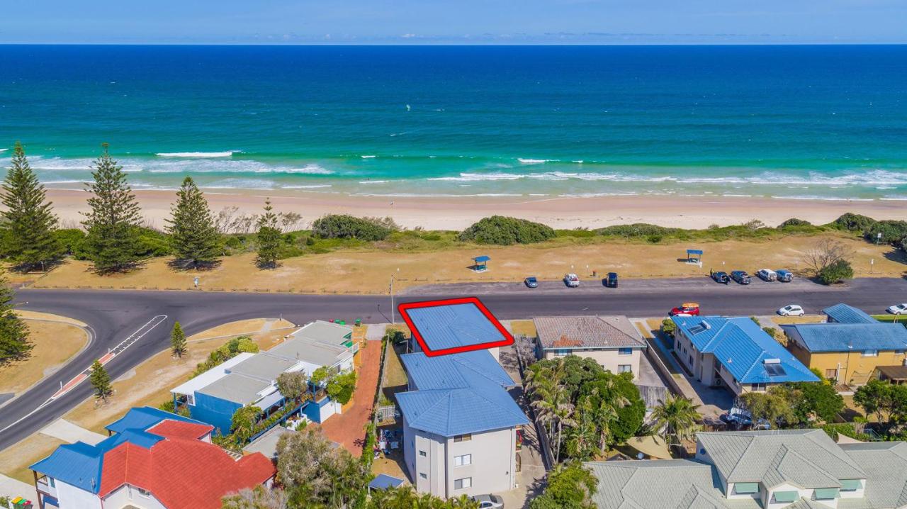 Edgewater 1 - LJHooker Yamba - B&B Yamba