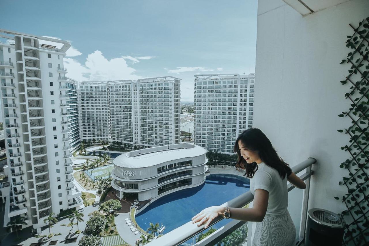 B&B Manila - Azure Urban Resort Residences - The Paris Hilton Beach Club - Bed and Breakfast Manila