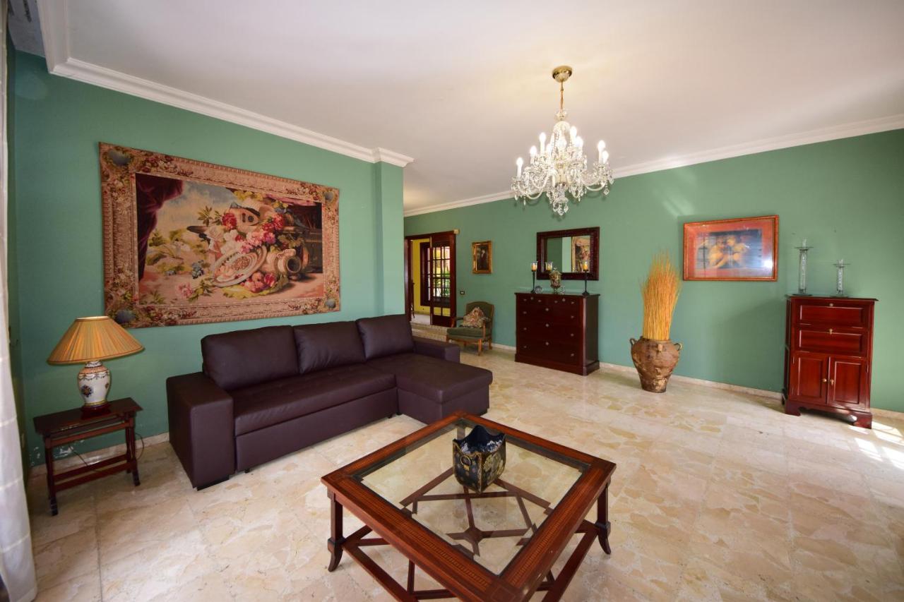 Alina - Vivienda vacacional con piscina privada - B&B