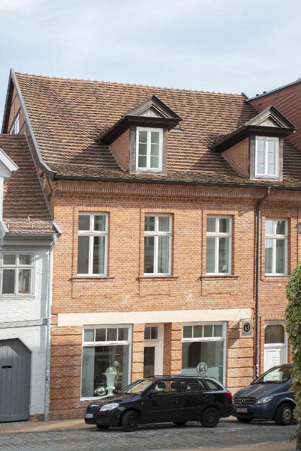 Schwerin City Apartment - B&B