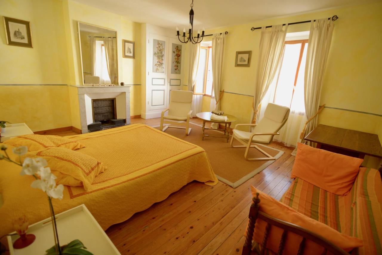 Doppel-/Zweibettzimmer mit Bergblick