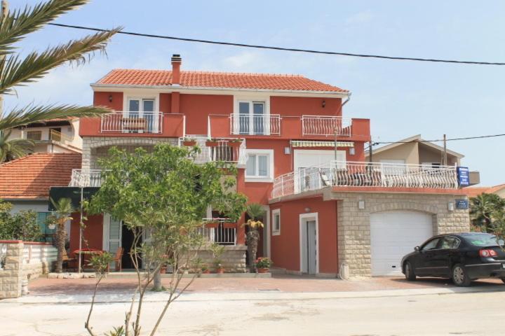 Apartments Roko Kolinda - Chambres d’hôtes