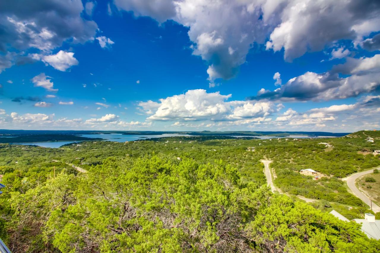 B&B Canyon Lake - Maverick Mountaintop Retreat - Bed and Breakfast Canyon Lake