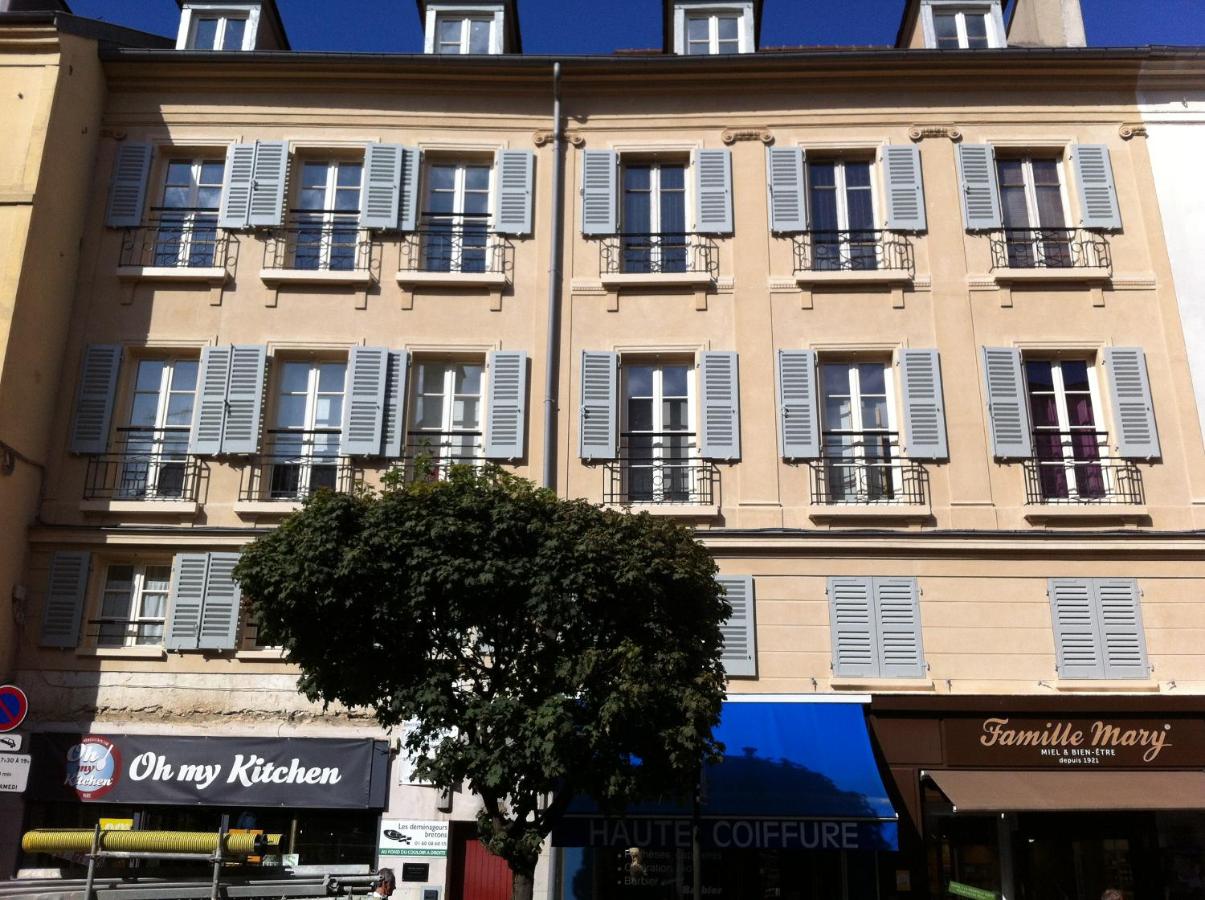 B&B Saint-Germain-en-Laye - bel appartement chic et cosy 78100 - Bed and Breakfast Saint-Germain-en-Laye