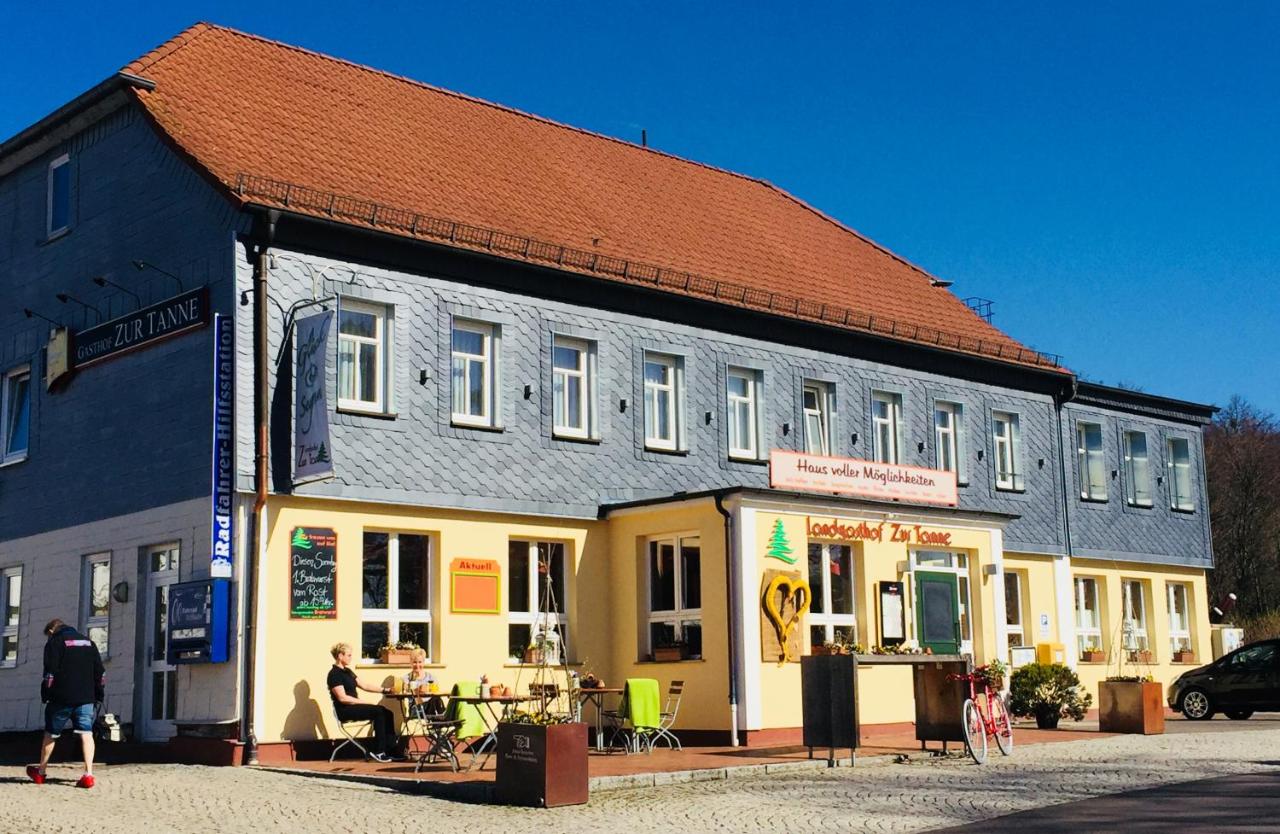 B&B Waltershausen - Landgasthof Zur Tanne - Bed and Breakfast Waltershausen