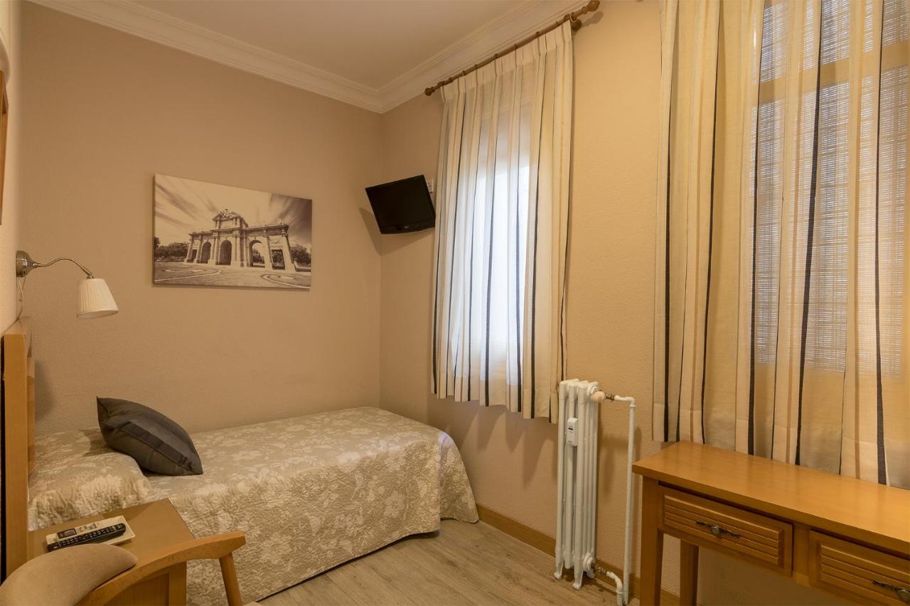 Eenpersoonskamer met Eigen Badkamer