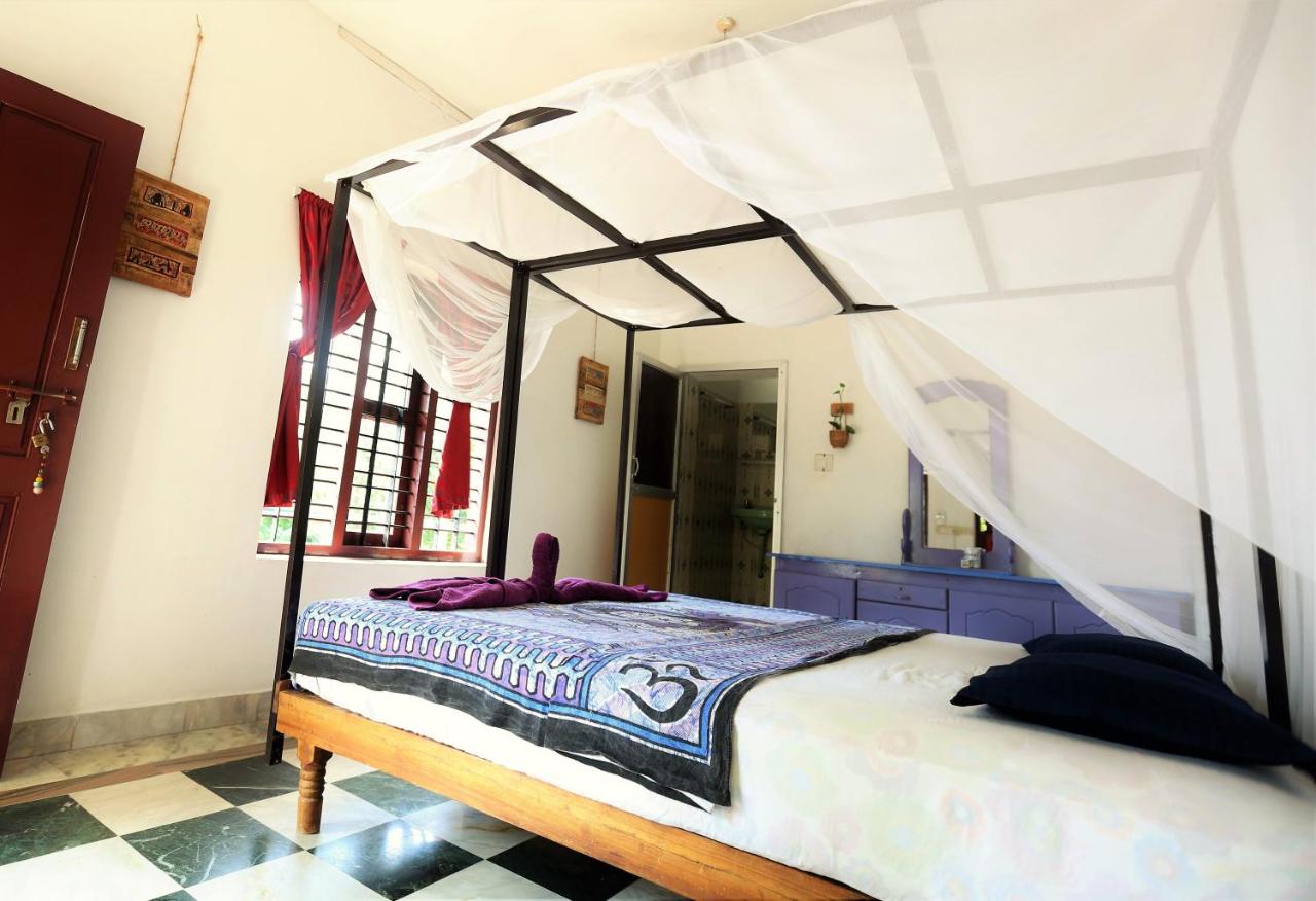 B&B Varkala - Keratheeram Beach Resort - Bed and Breakfast Varkala