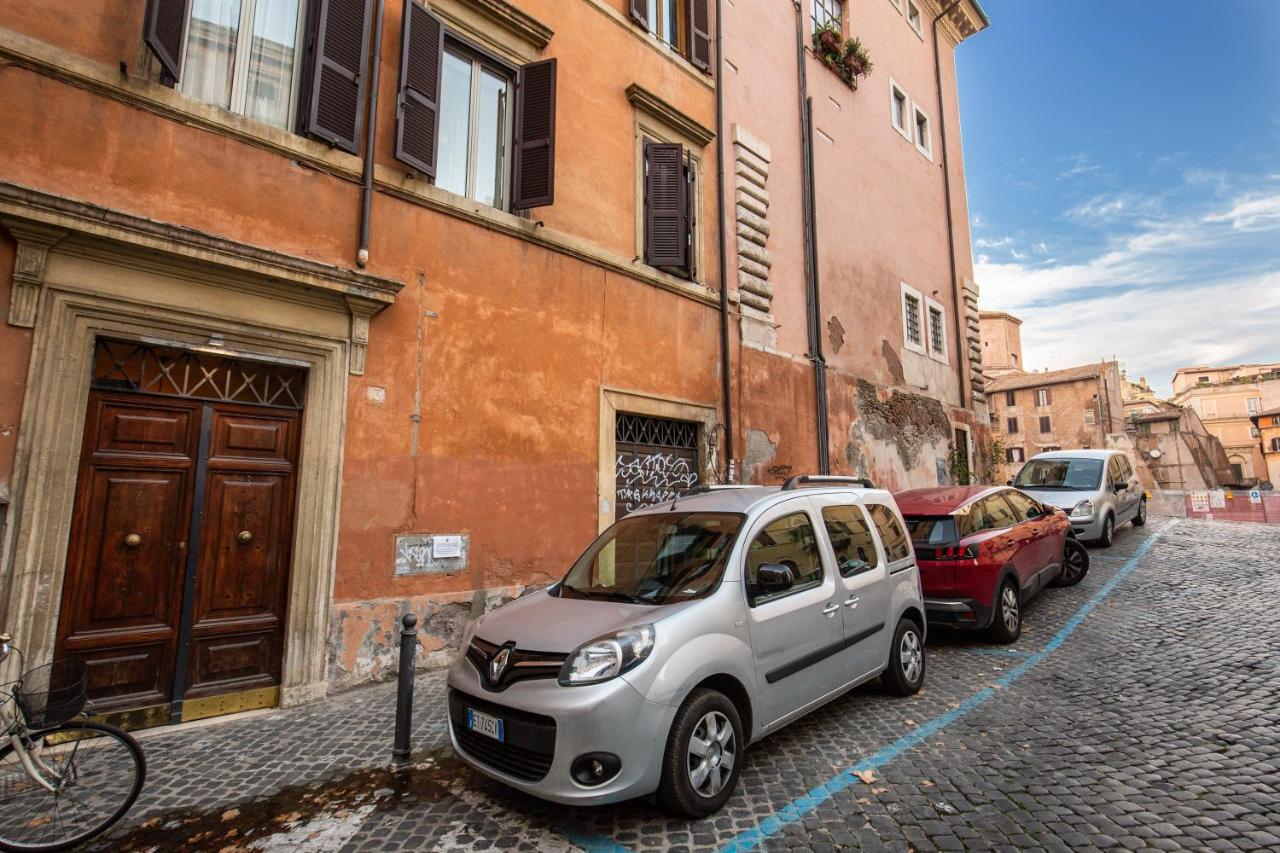 Lovely Rome Apartments - Historic City center - B&B Roma