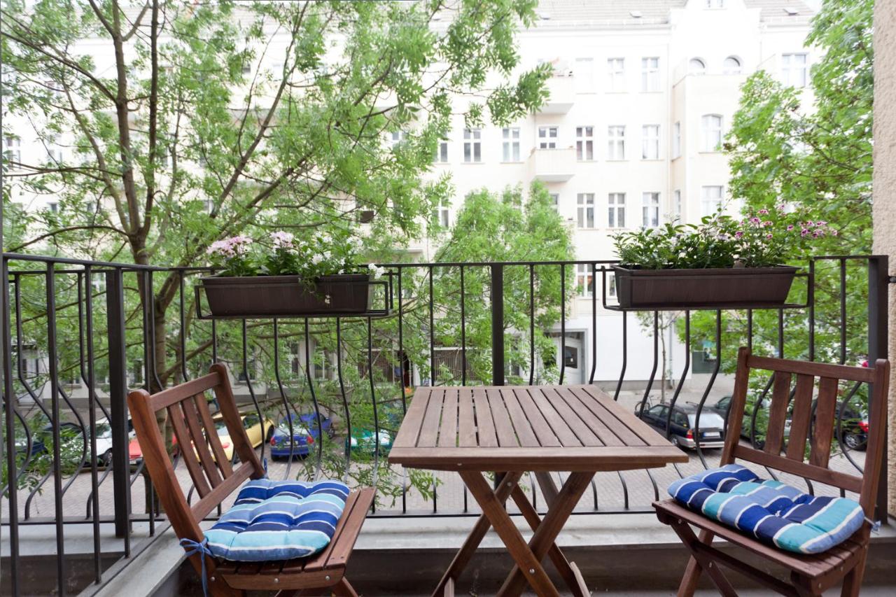 The Paul Loft, big 3 Bed room apartment, 120 m2, group & family friendly, Prenzlauer Berg, ideal for 4 - 8 Guests - Chambres d'hôtes Berlin
