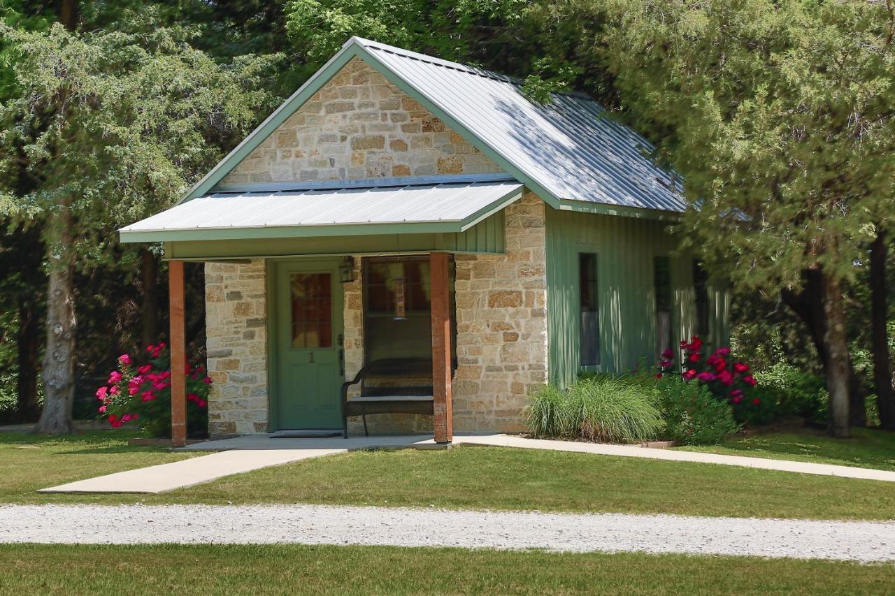 One-Bedroom Cottage