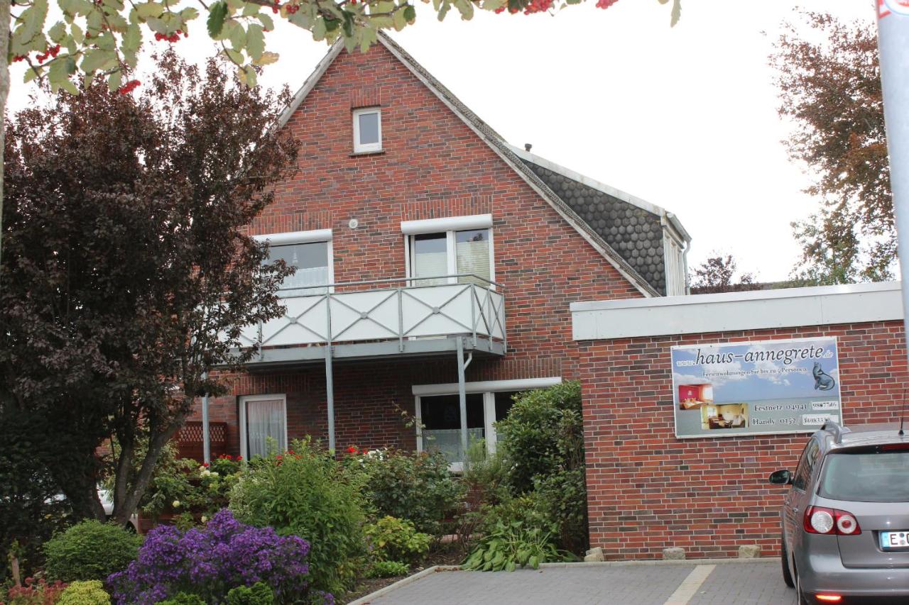 Gemütliche Wohnung 4 mit Balkon zu Fuß zum Strand & Hafen Bensersiel - B&B Bensersiel